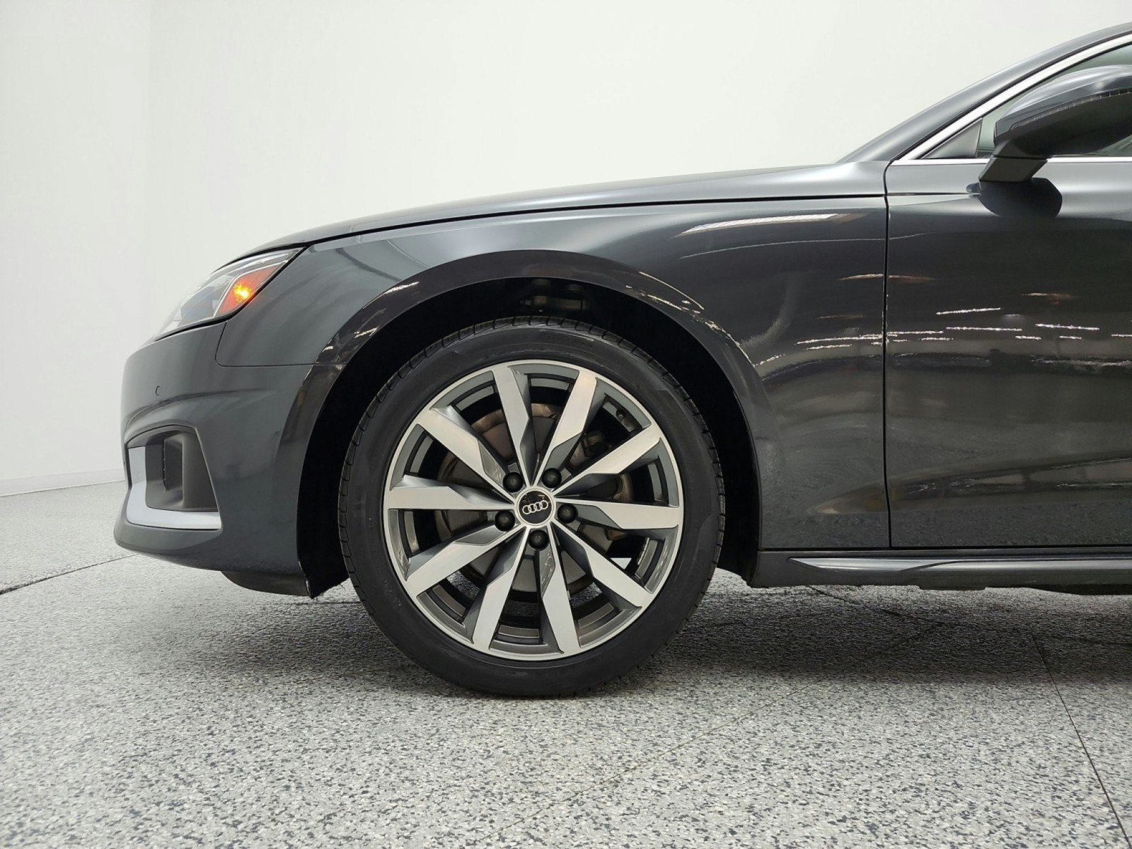 Used 2023 Audi A4 2.0T Premium w/ Convenience Package AWD/4WD image 30