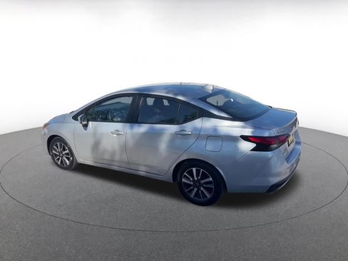 Used 2025 Nissan Versa SV FWD image 10