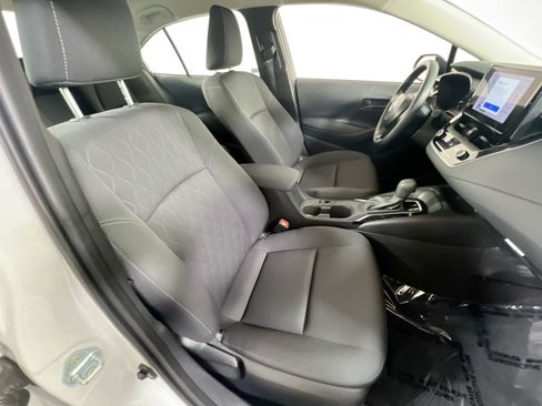 Used 2024 Toyota Corolla LE FWD image 25