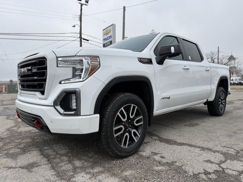 Used 2021 GMC Sierra 1500 AT4 w/ AT4 Value Package image 2