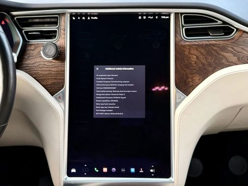 Used 2017 Tesla Model X 100D AWD/4WD image 16