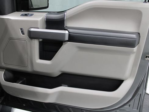 Used 2020 Ford F150 XLT AWD/4WD image 24