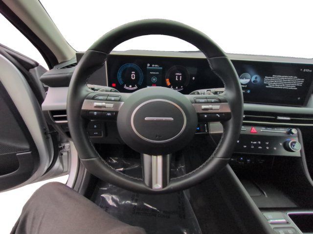 Used 2026 Hyundai Sonata SEL FWD image 18