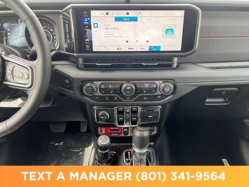 New 2026 Jeep Gladiator Mojave image 10