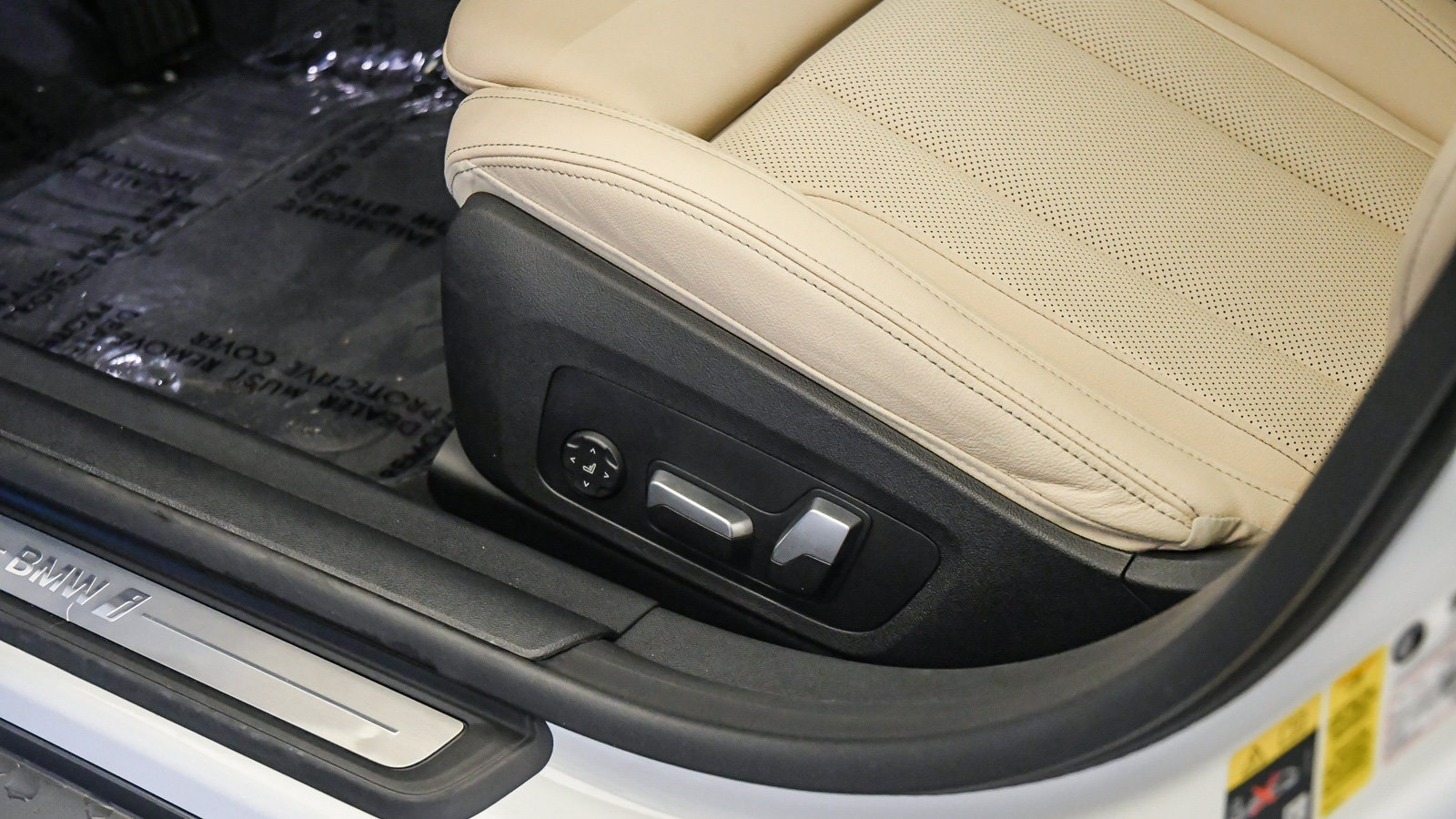 Certified 2024 BMW i4 eDrive35 w/ Convenience Package RWD image 24