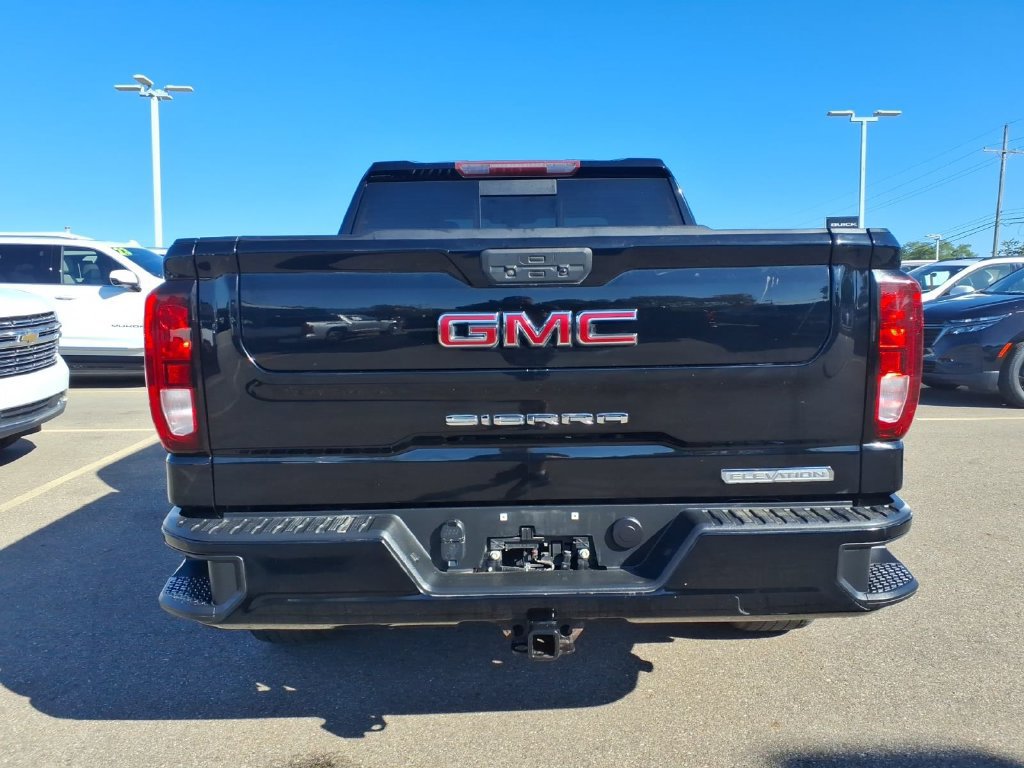 Used 2022 GMC Sierra 1500 Elevation w/ Preferred Package AWD/4WD image 6