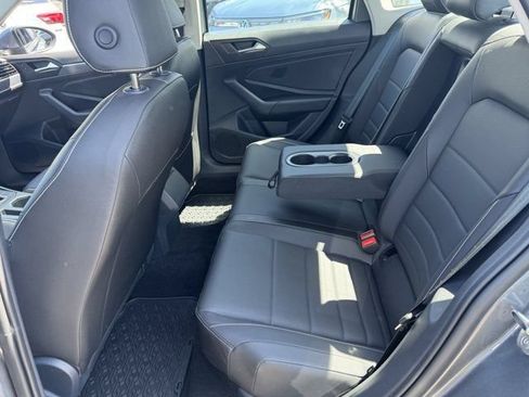 Used 2023 Volkswagen Jetta SE w/ Panoramic Sunroof Package FWD image 36