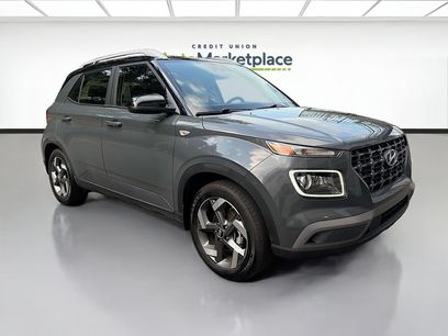 Used 2024 Hyundai Venue Limited