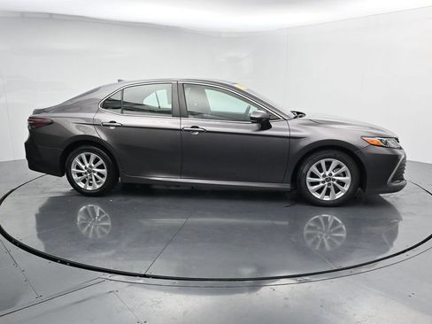 Used 2024 Toyota Camry LE FWD image 9