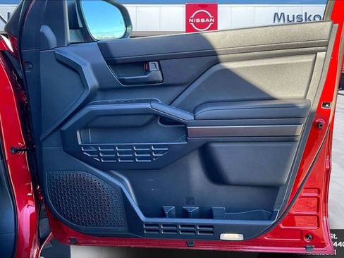 Used 2025 Toyota 4Runner SR5 image 25