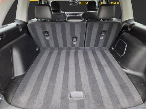 Used 2023 Jeep Grand Cherokee 4WD 4xe image 13