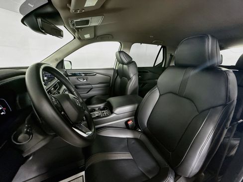 Used 2024 Honda Pilot EX-L image 25
