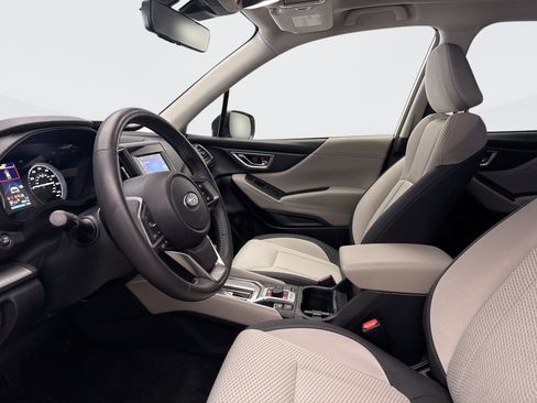 Used 2024 Subaru Forester Premium AWD/4WD image 9