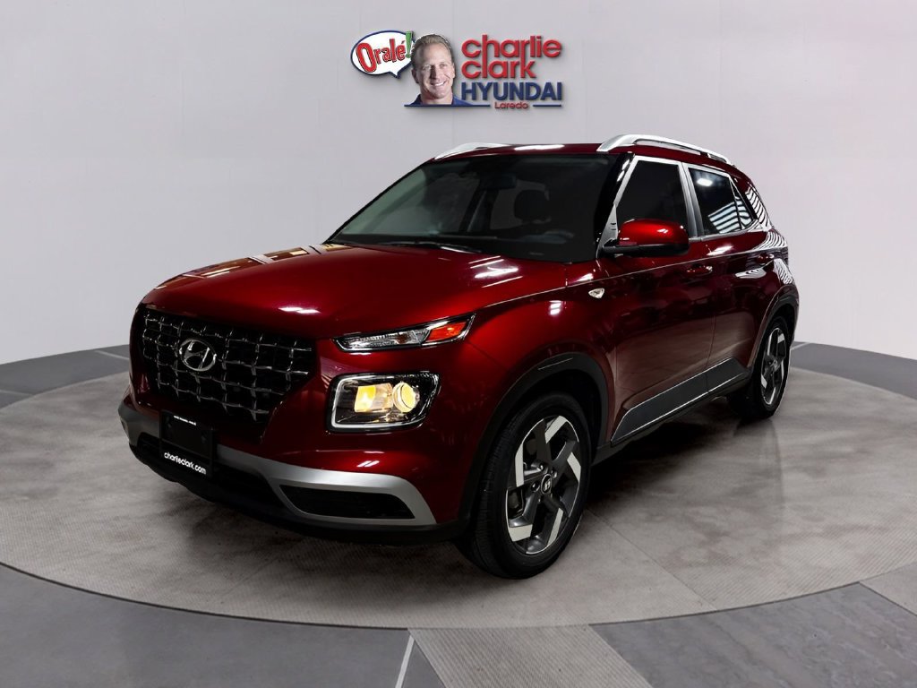 Used 2024 Hyundai Venue SEL FWD image 1