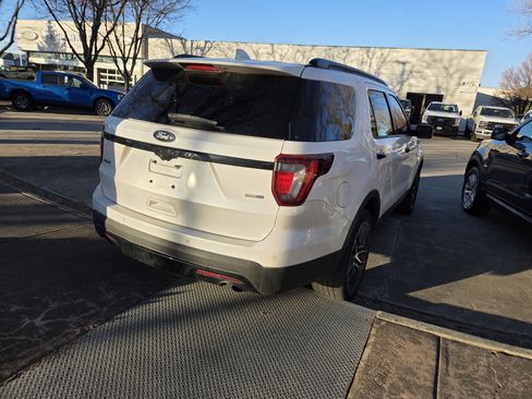 Used 2017 Ford Explorer Sport image 5