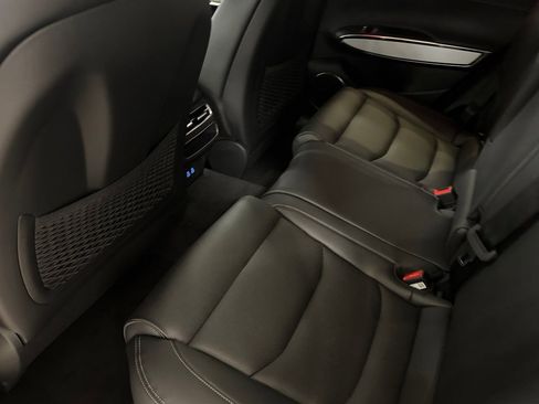 New 2026 Genesis GV70 2.5T AWD/4WD image 12