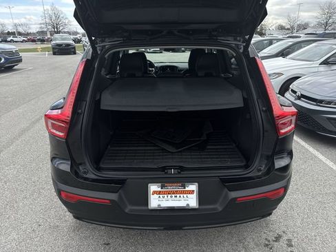 Used 2023 Volvo XC40 B5 Plus w/ Driver Assist Package AWD/4WD image 25