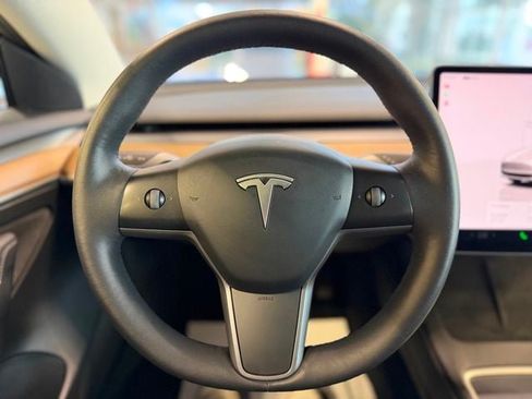 Used 2022 Tesla Model 3 Long Range AWD/4WD image 24
