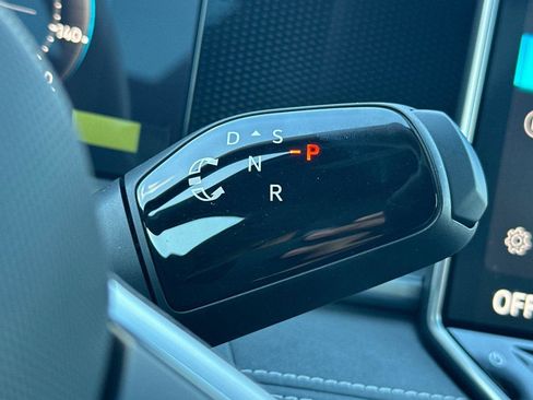 New 2026 Volkswagen Tiguan SE R-Line image 20