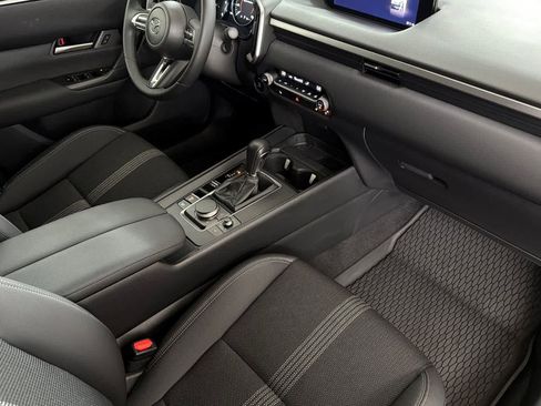 Used 2024 MAZDA CX-50 AWD 2.5 S w/ Weather Package image 17