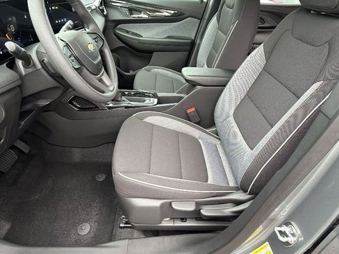 New 2026 Chevrolet TrailBlazer LT w/ Driver Confidence Package FWD image 16
