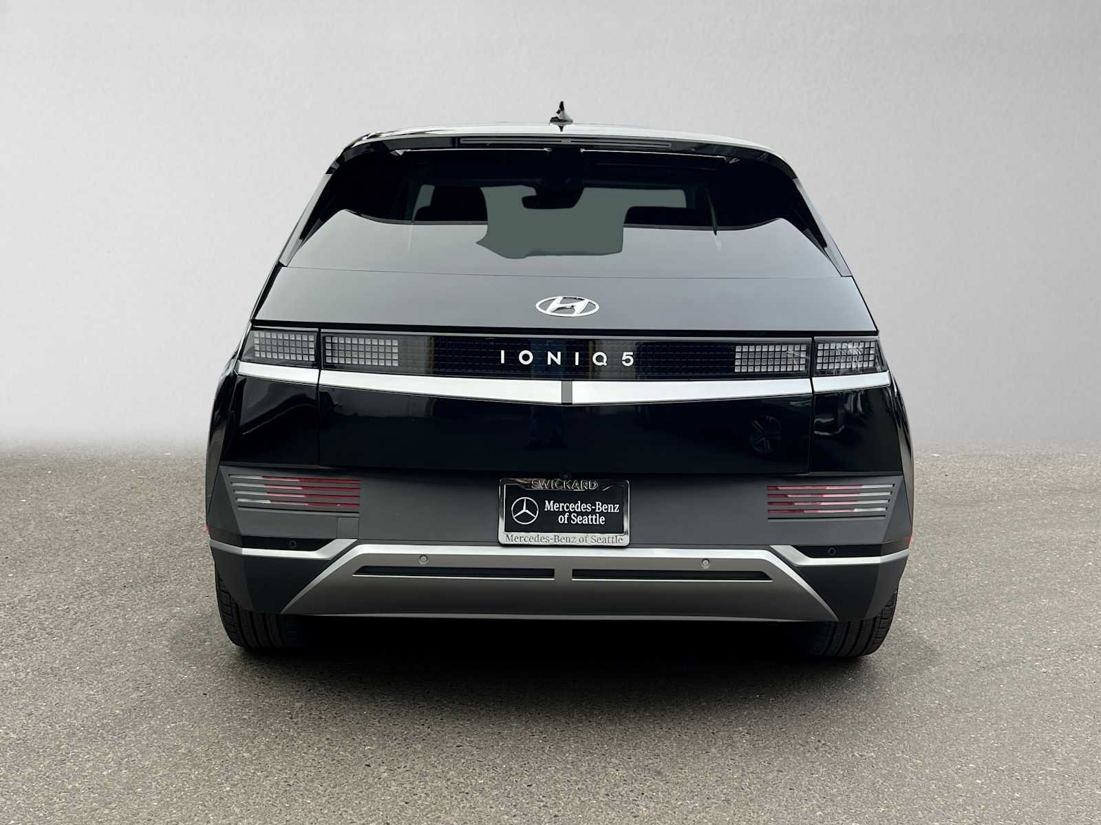 Used 2024 Hyundai Ioniq 5 SEL RWD image 4