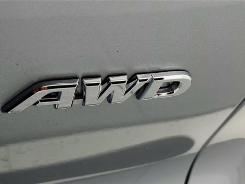 Certified 2023 Toyota Corolla Cross L image 22