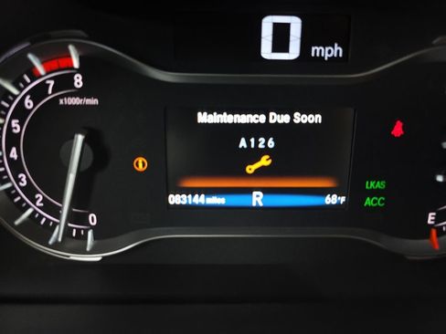 Used 2017 Honda Pilot Elite image 4