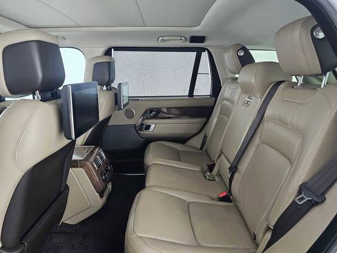 Used 2019 Land Rover Range Rover Long Wheelbase Supercharged image 17