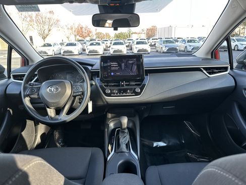Certified 2024 Toyota Corolla LE image 28