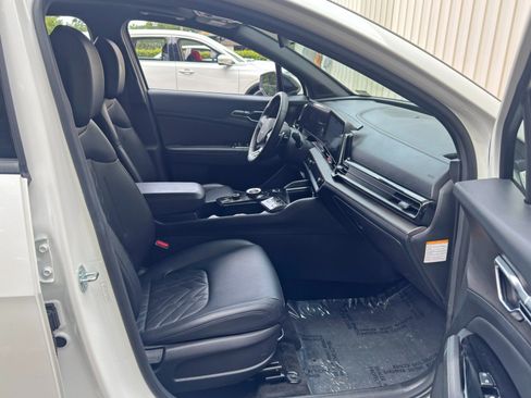 Used 2023 Kia Sportage X-Line AWD/4WD image 14