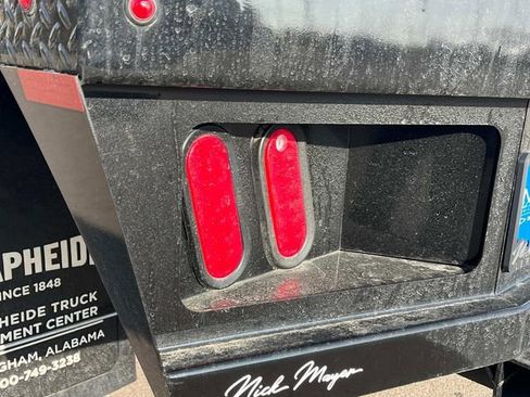 New 2025 GMC Sierra 3500 Pro w/ Convenience Package image 12