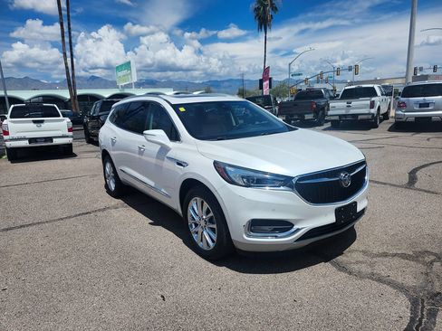 Used 2018 Buick Enclave Premium FWD image 9