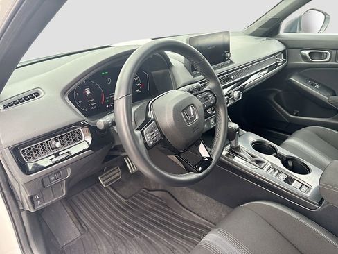 Used 2023 Honda Civic Sport image 9