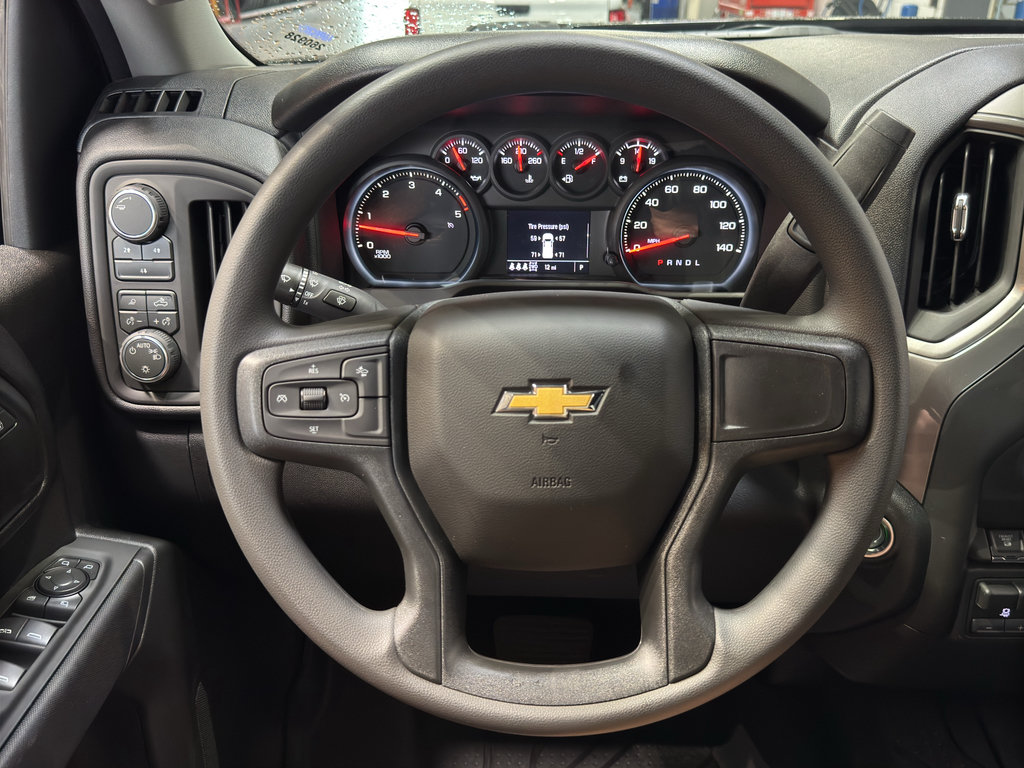 New 2026 Chevrolet Silverado 2500 Custom w/ Custom Value Package AWD/4WD image 23