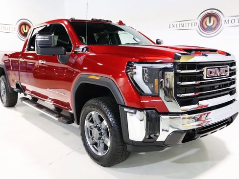 Used 2025 GMC Sierra 3500 SLT w/ SLT Premium Package image 7