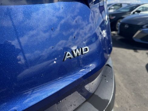 Used 2023 Nissan Rogue S image 26