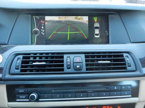 Used 2011 BMW 535i xDrive Sedan AWD/4WD image 4