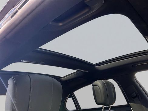Used 2023 Mercedes-Benz S 500 4MATIC w/ Warmth & Comfort Package image 27
