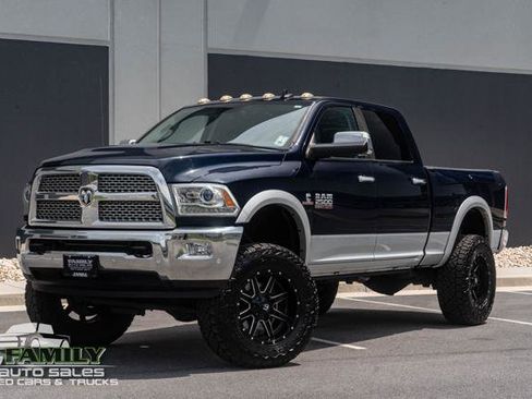 Used 2016 RAM 2500 Laramie w/ Convenience Group AWD/4WD image 1