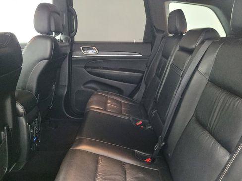 Used 2016 Jeep Grand Cherokee Limited AWD/4WD image 18