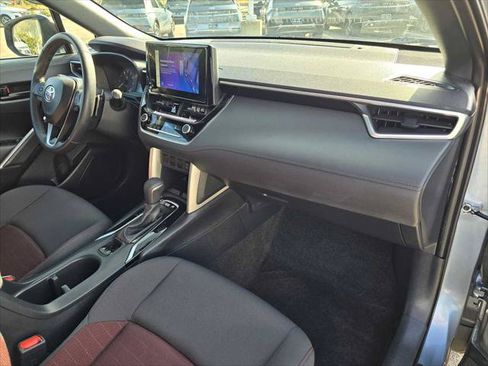 Used 2024 Toyota Corolla Cross AWD Hybrid image 10