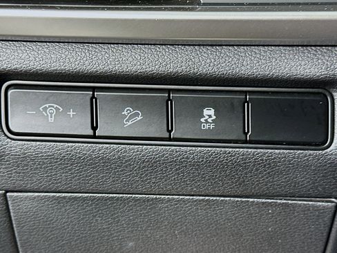 Used 2023 Kia Telluride S image 17