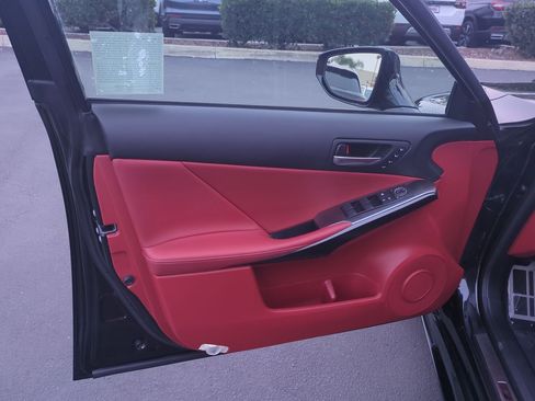 Used 2023 Lexus IS 500 image 14