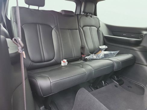 New 2026 Jeep Grand Wagoneer Limited image 16