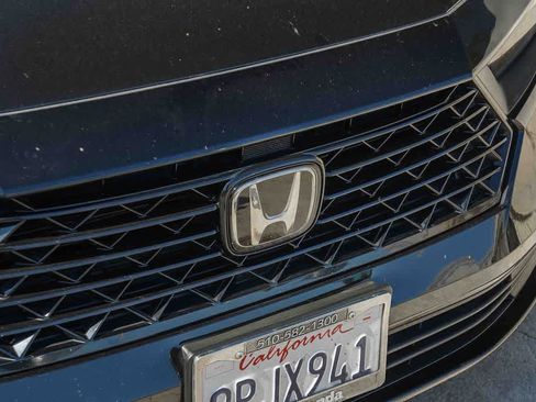 Used 2024 Honda Accord Sport image 5