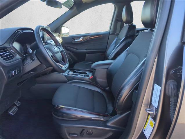 Used 2024 Ford Escape ST-Line AWD/4WD image 15