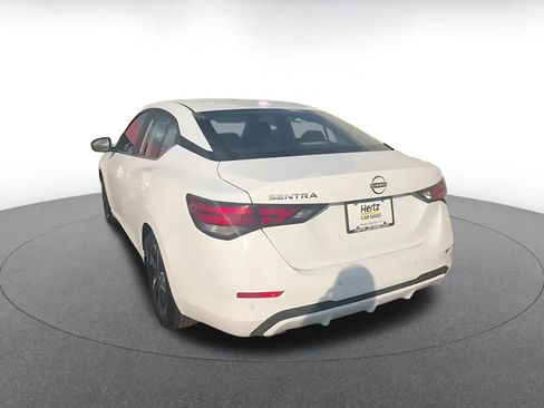 Used 2025 Nissan Sentra SV image 11
