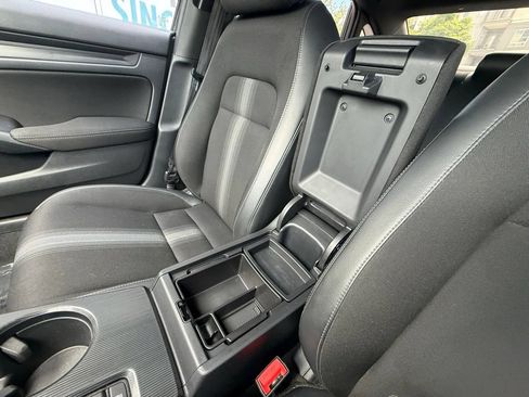 Used 2023 Honda Civic Sport image 26