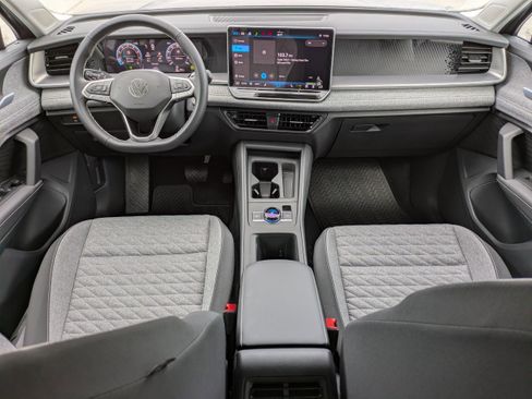 New 2026 Volkswagen Tiguan S FWD image 15
